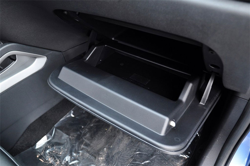 2012款 1.6L MT 豪华型 内饰