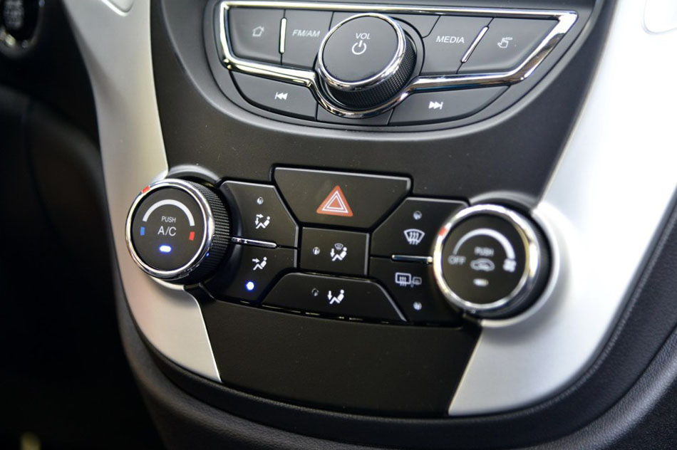 2016款 1.5T 手动豪华运动型 内饰