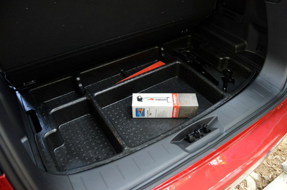 2016款 1.5T 手动豪华运动型 座椅空间