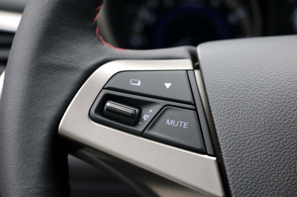 2017款 1.6L 自动豪华型 内饰