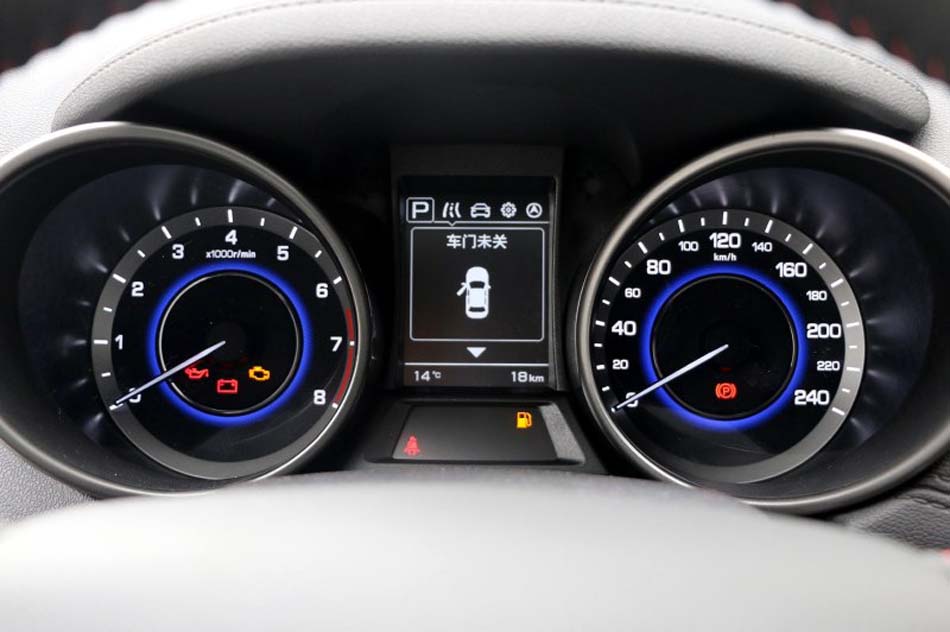 2017款 1.6L 自动豪华型 内饰