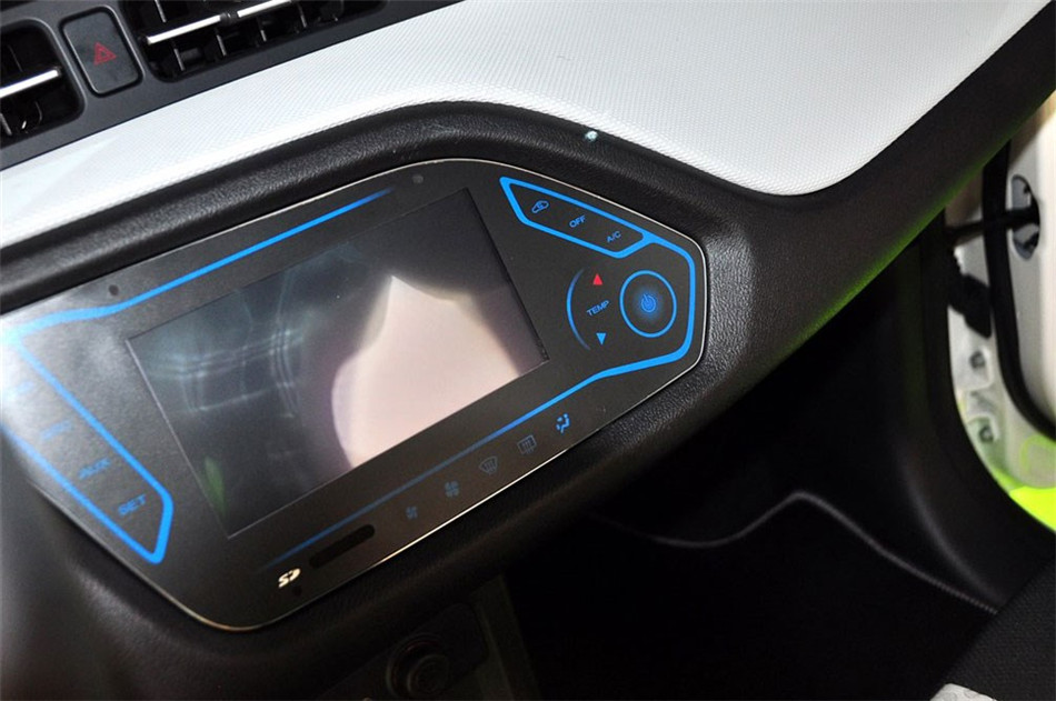 荣威E50 2013款 基本型 内饰