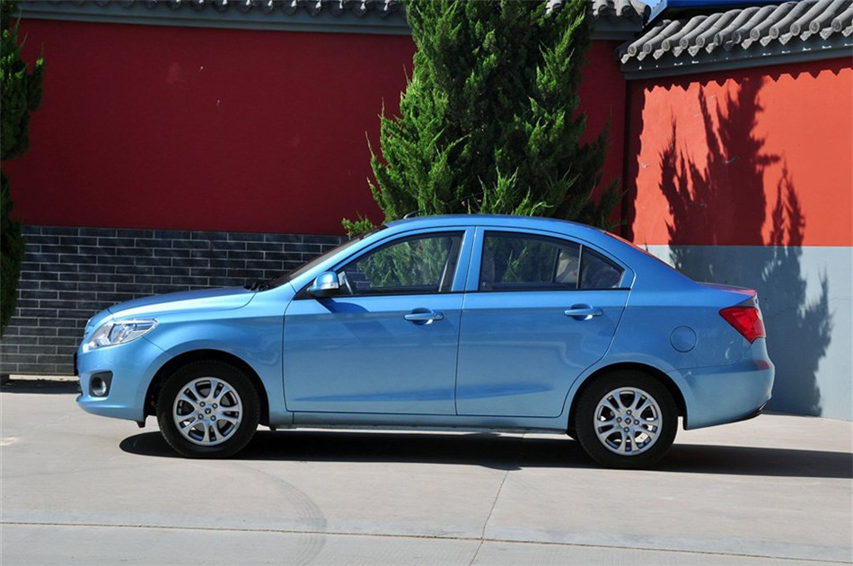 2012款 1.3L MT 舒适型 外观