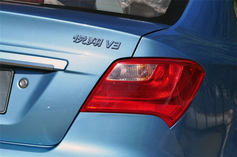 2012款 1.3L MT 舒适型 其他