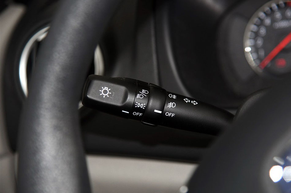 2015款 1.4L 手动美满型 内饰