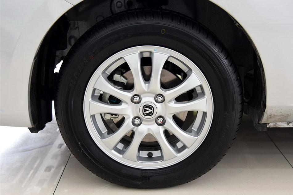 2015款 1.4L 手动美满型 细节