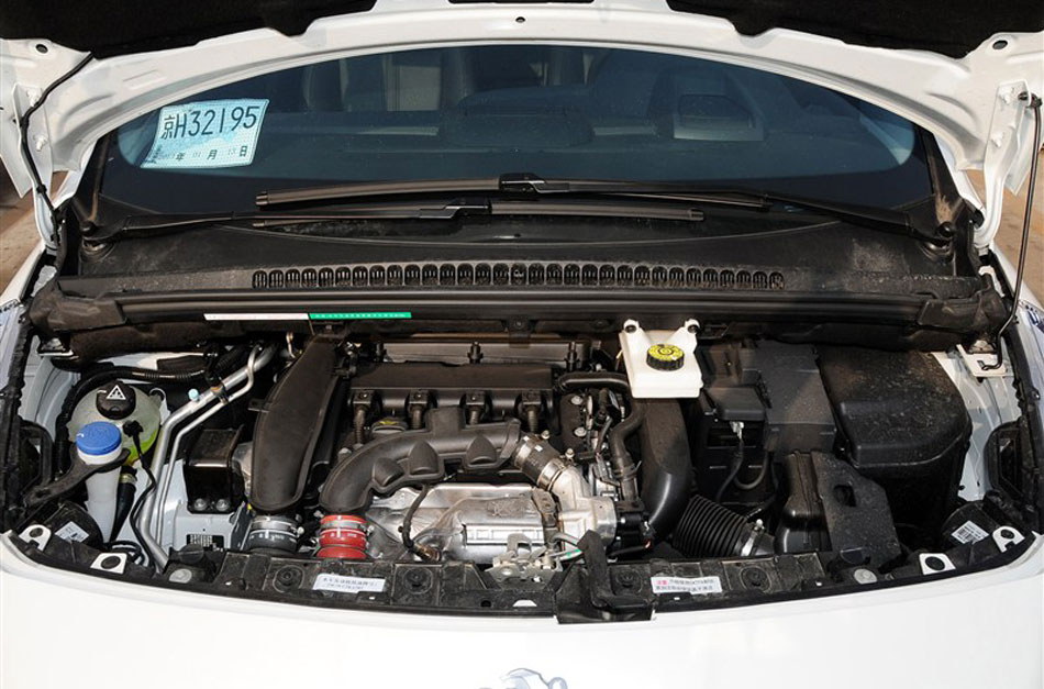 2013款东风标致3008 1.6THP 自动至尚版