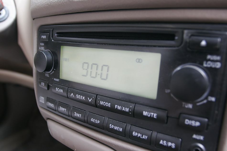 天津一汽威乐CD播放器