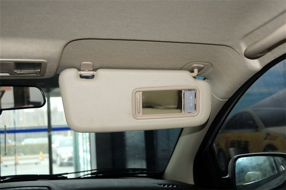 海马M3 2013款 1.5L MT 精英型 空间