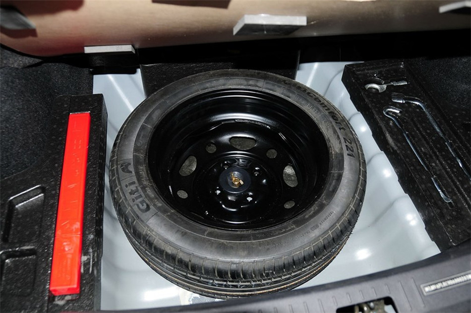 海马M3 2013款 1.5L MT 精英型 细节