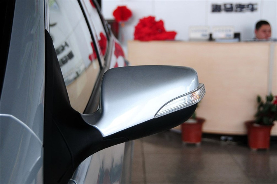 海马M3 2013款 1.5L MT 精英型 细节