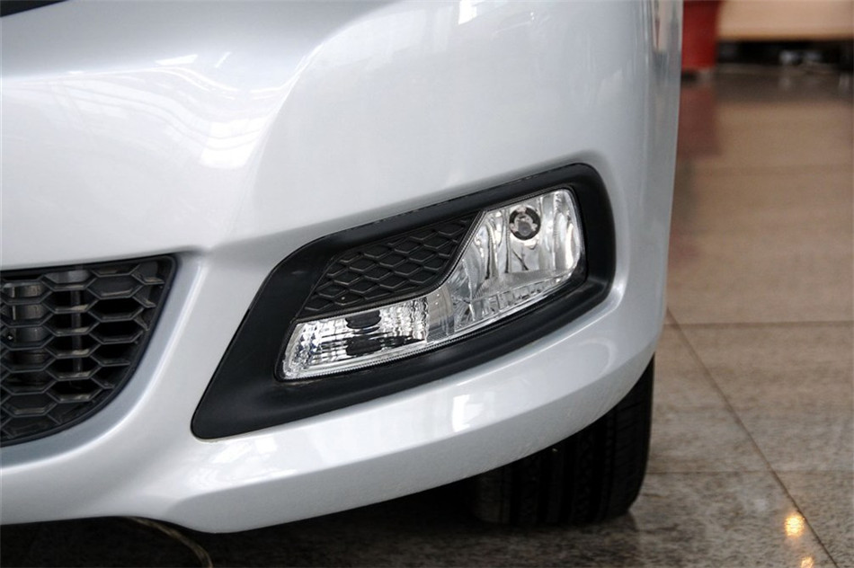 海马M3 2013款 1.5L MT 精英型 细节