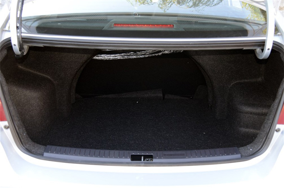 2014款海马M3 1.5L CVT精英型