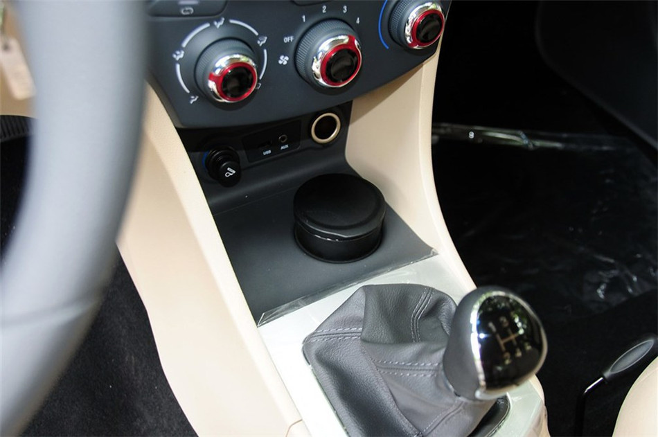 2013款和悦A30 1.5L手动豪华型