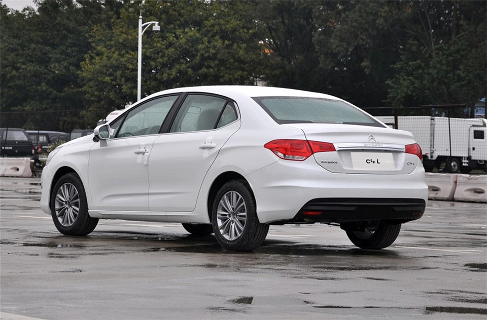 2013款 1.6THP AT 劲智版