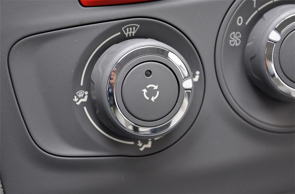 2013款 1.6THP AT 劲智版