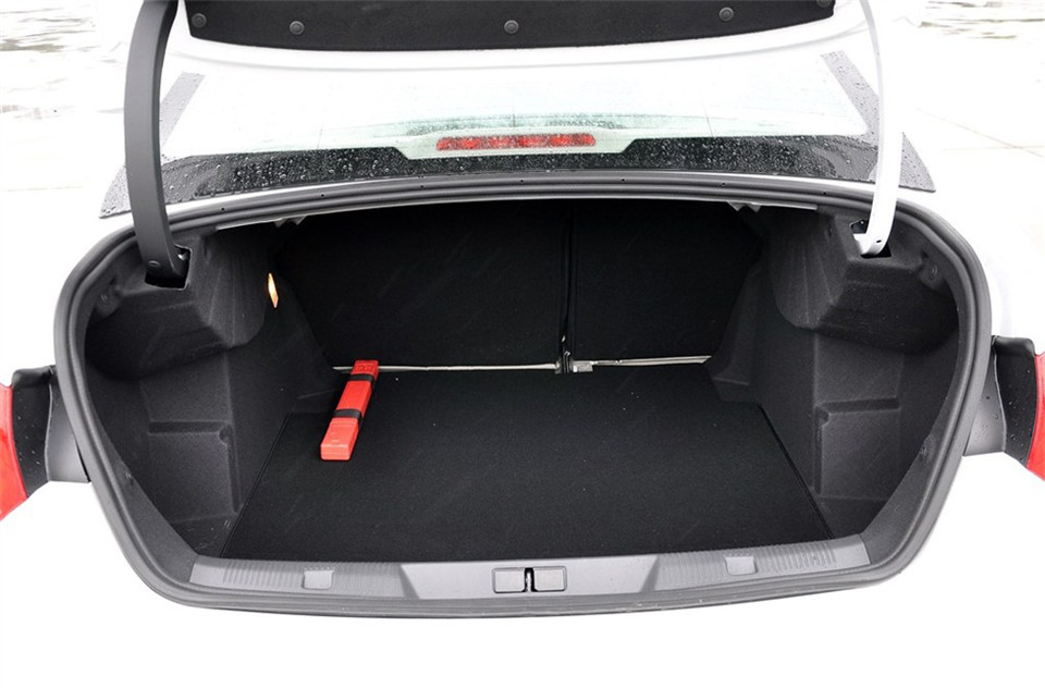 2013款 1.6THP AT 劲智版