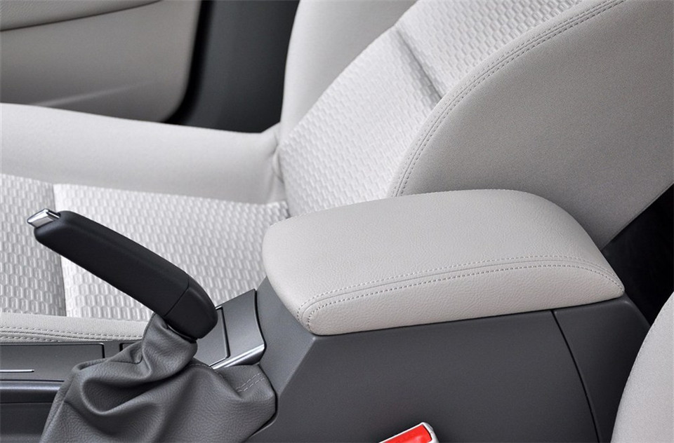 2013款 1.6THP AT 劲智版