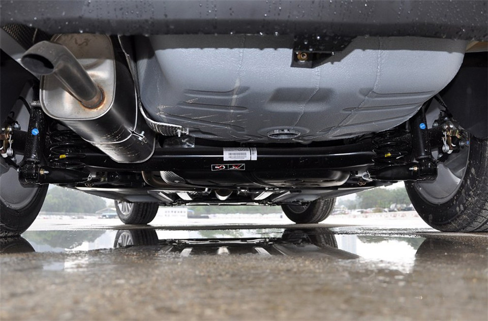 2013款 1.6THP AT 劲智版