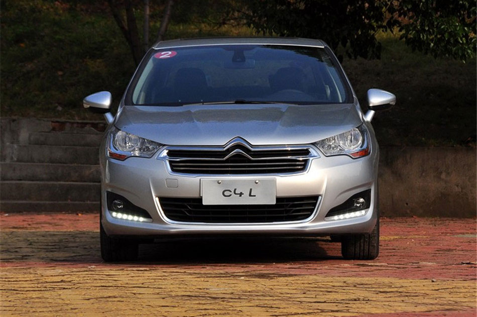 2014款雪铁龙C4L 1.8L手动智驱版劲智型