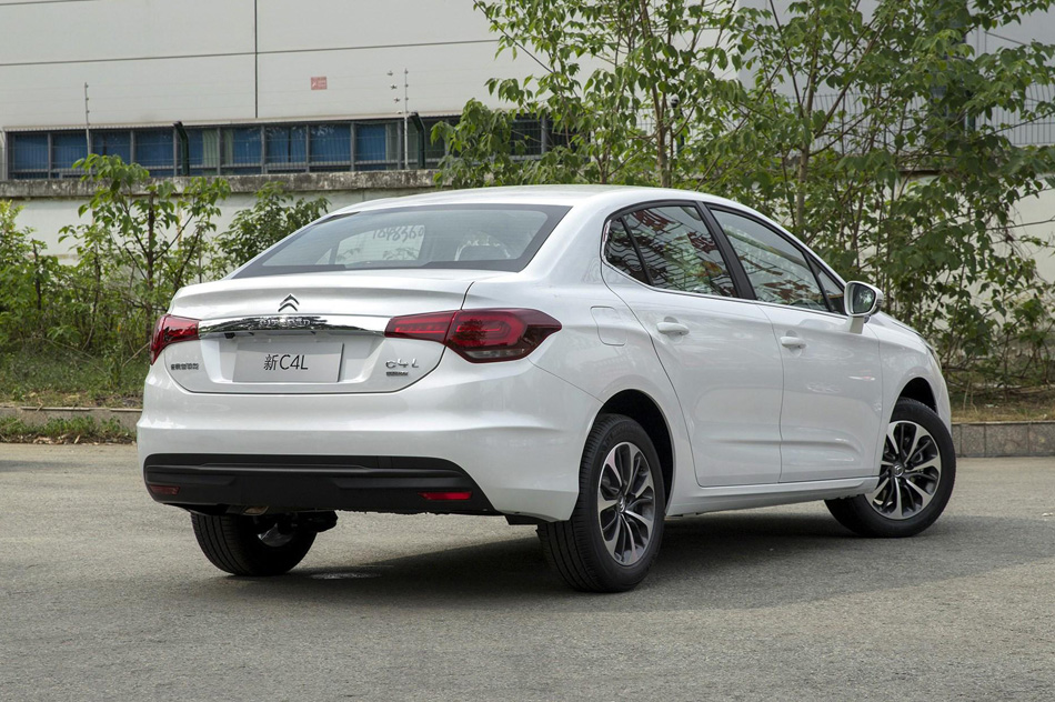 2019款 230THP 自动领先型 外观