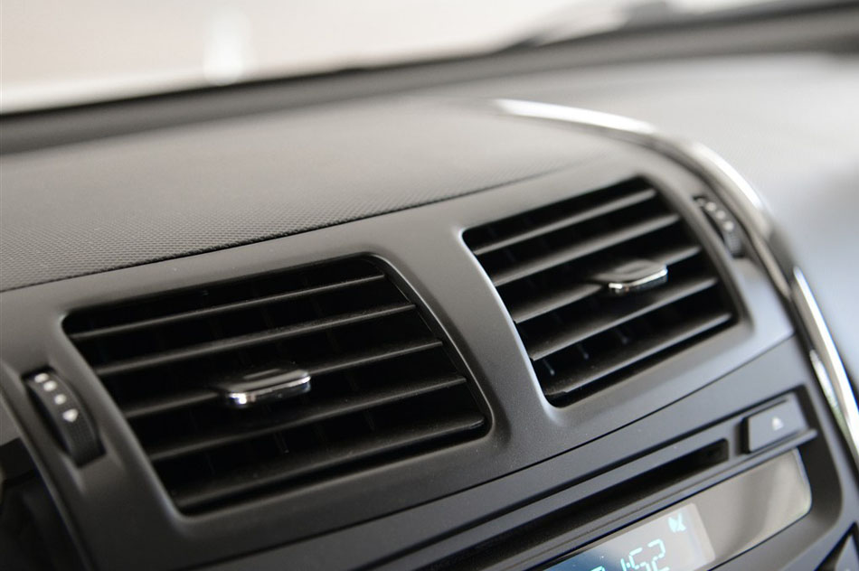 2014款 2.0T 自动创领版 内饰