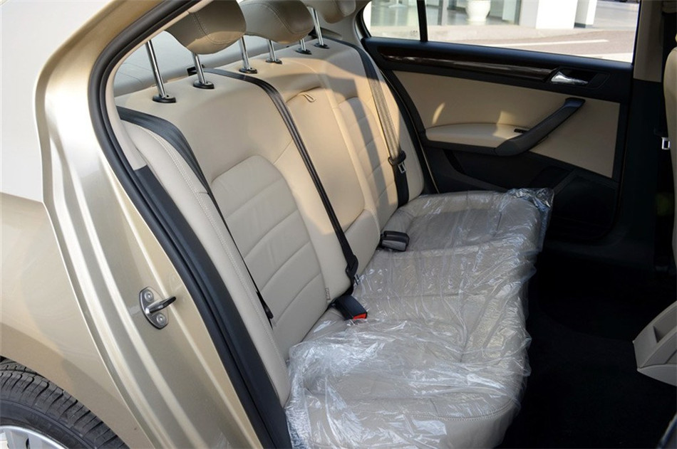 2013款 新桑塔纳 1.6L 手动豪华版