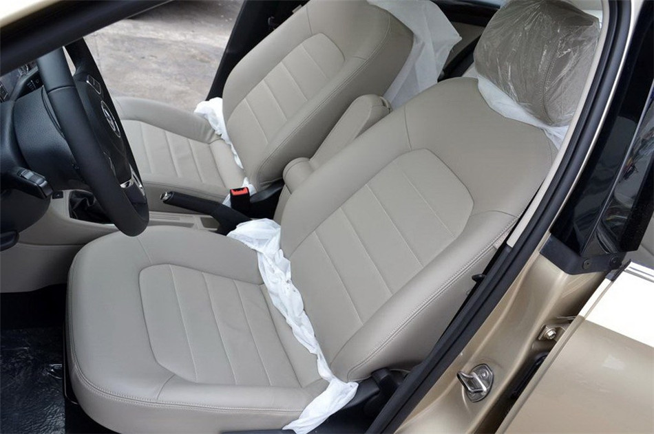 2013款 新桑塔纳 1.6L 手动豪华版