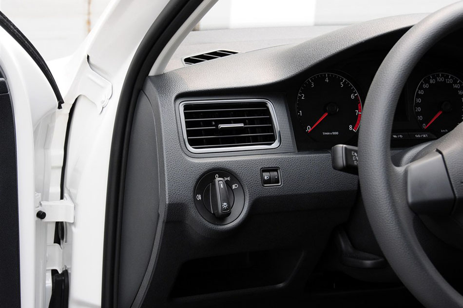 2015款 1.6L 自动风尚版 内饰