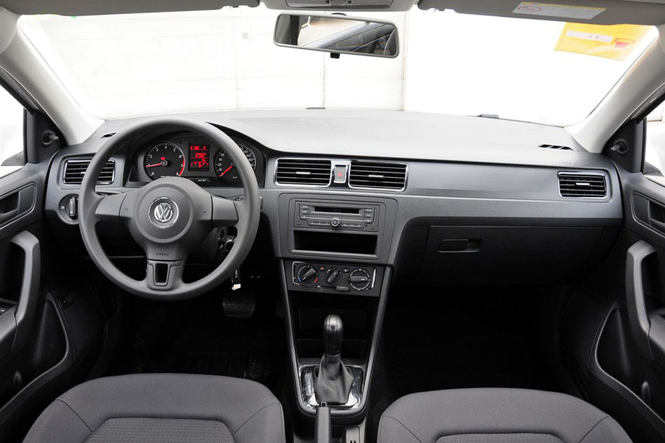 2015款 1.6L 自动风尚版 内饰