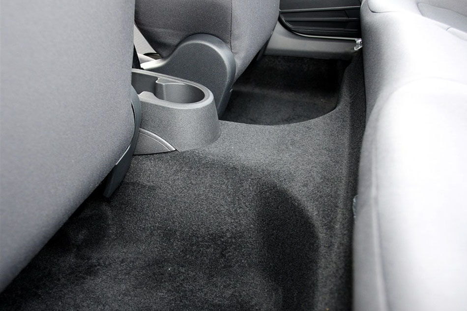 2015款 1.6L 自动风尚版 座椅空间