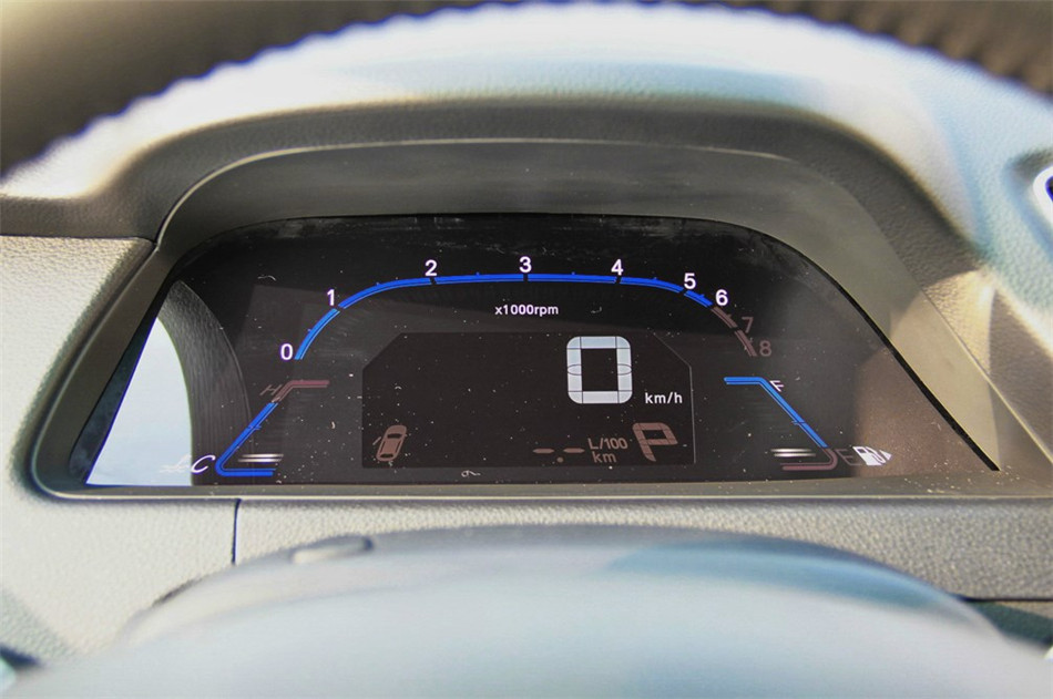 2014款 荣耀导航版1.8T自动豪华型 内饰