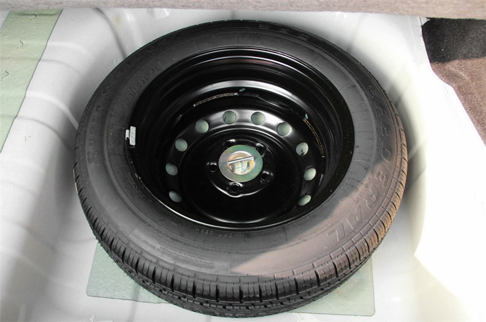 2014款 荣耀导航版1.8T自动豪华型 其他