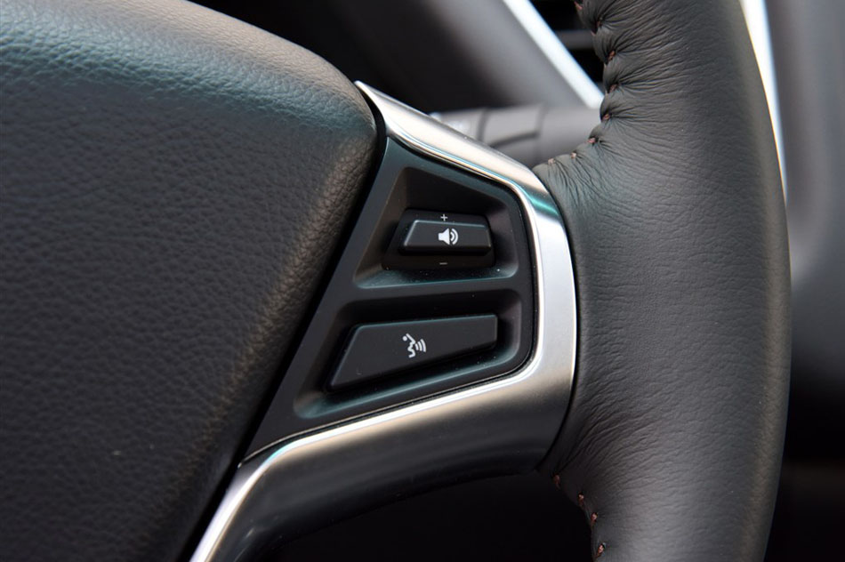 2015款 1.8T 自动旗舰型 内饰