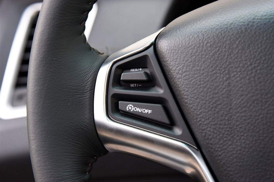 2015款 1.8T 自动旗舰型 内饰