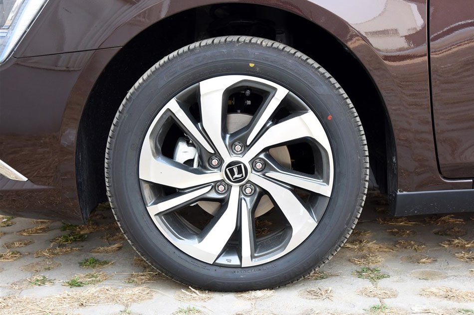 2015款 1.8T 自动旗舰型 细节