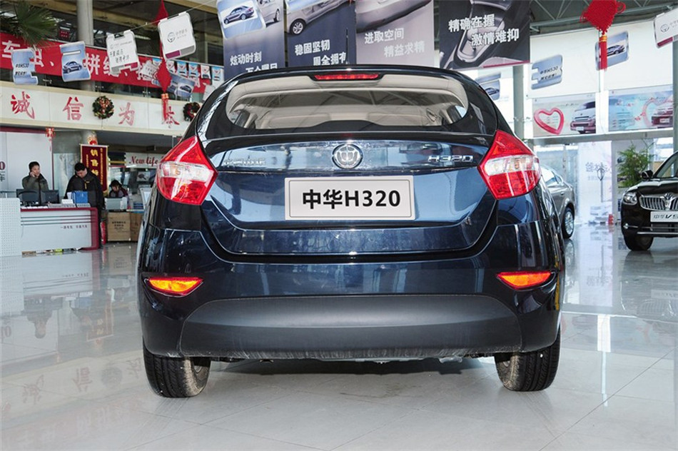 中华H320 2012款 1.5L AT 舒适型 