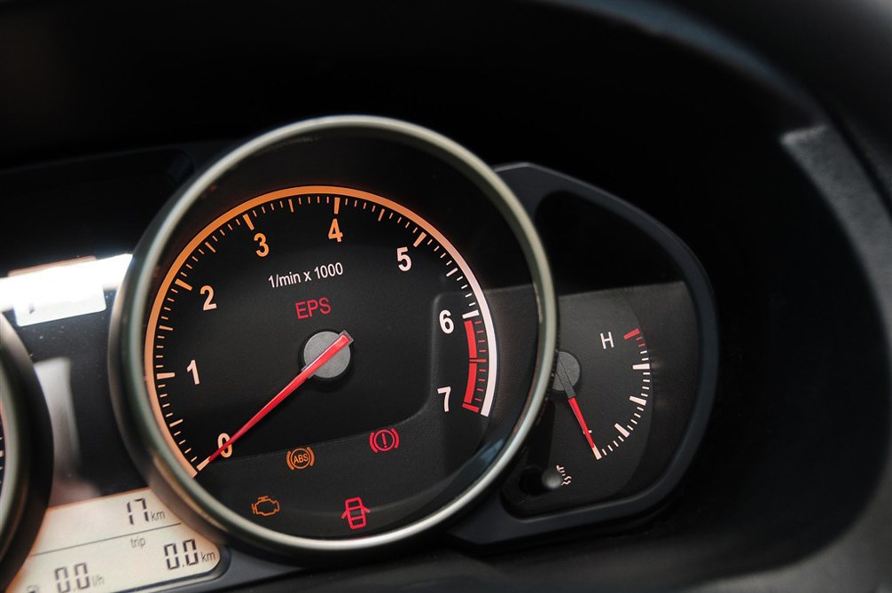 中华H320 2012款 1.5L AT 舒适型 