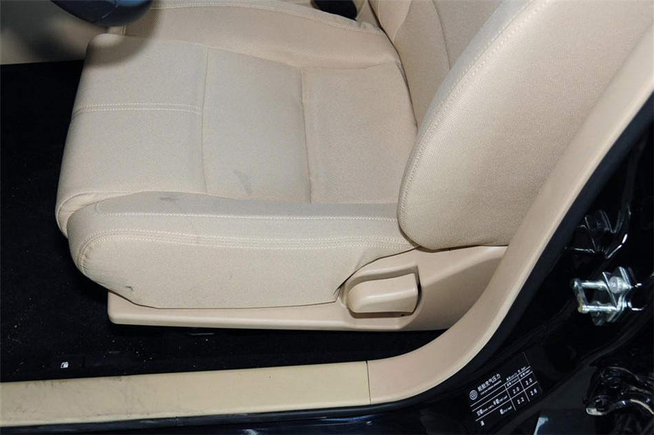 中华H320 2012款 1.5L AT 舒适型 