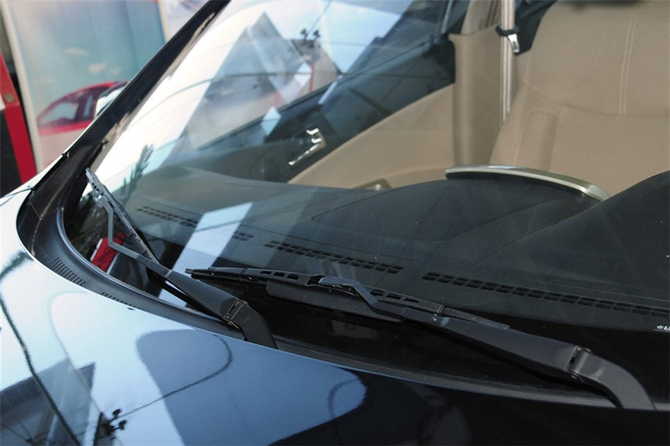 中华H320 2012款 1.5L AT 舒适型 