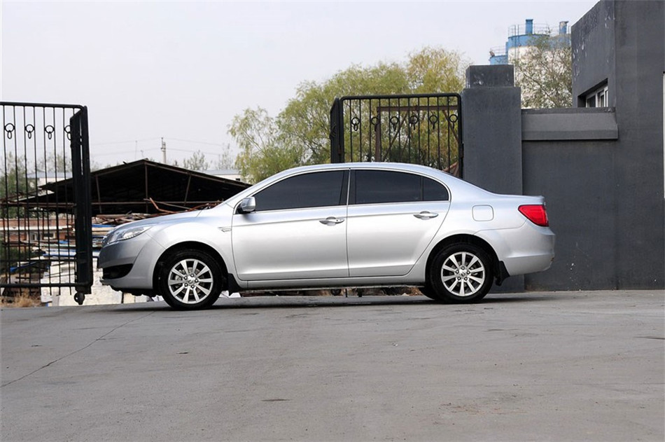 2013款力帆720 1.8L手动豪华型