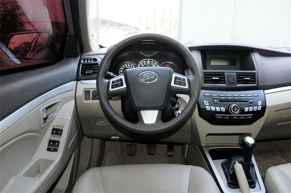 2013款力帆720 1.8L手动豪华型