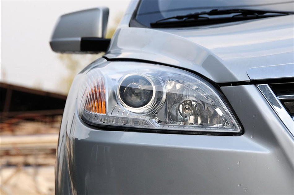 2013款力帆720 1.8L手动豪华型