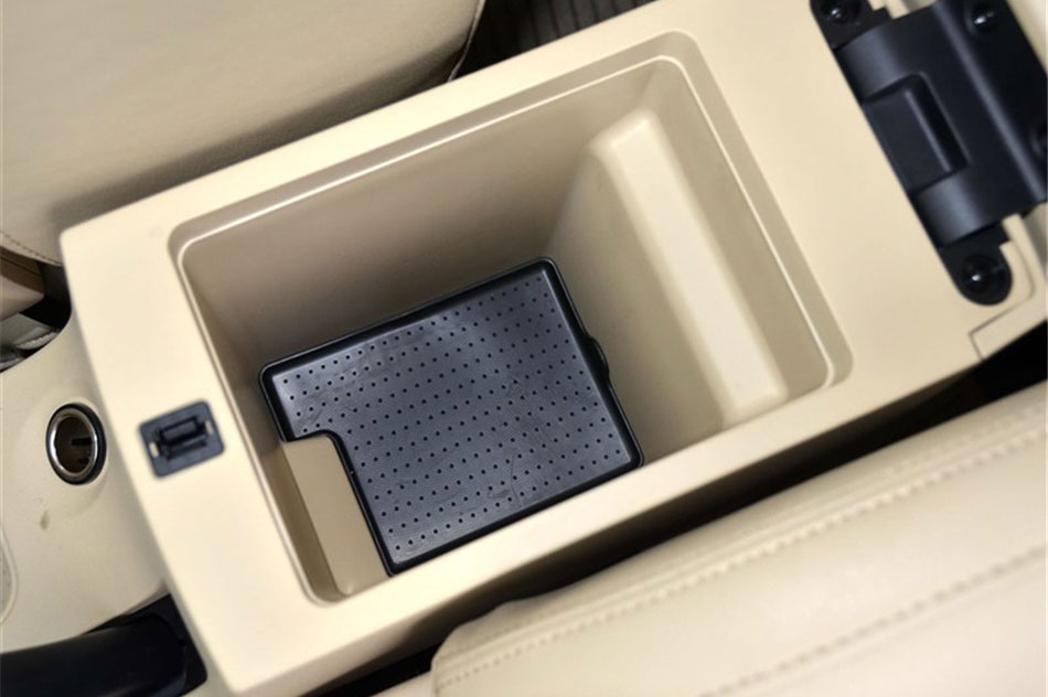 2013款奇瑞E3 1.5手动智尚版